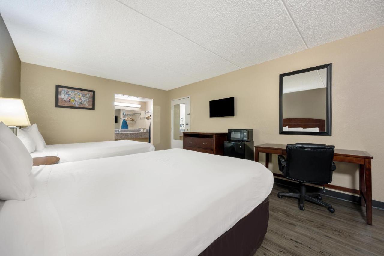 Knights Inn College Station Extérieur photo